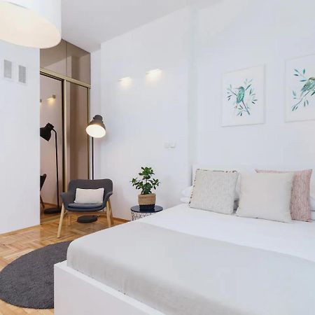 Private Parking - Old Town - Sw Krzyza 16 Street Apartment Krakow Bagian luar foto