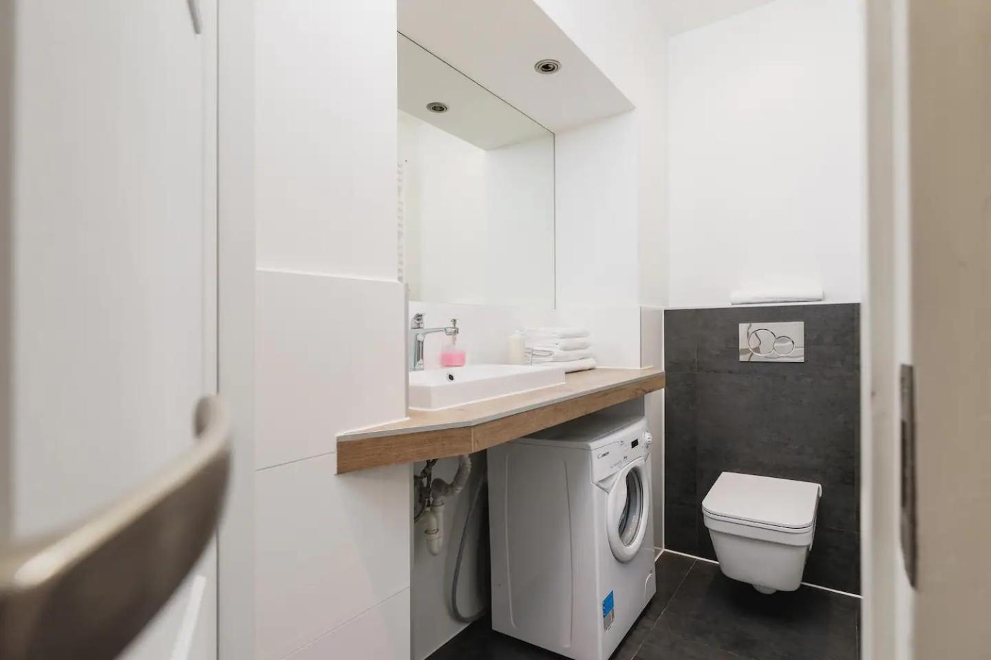 Private Parking - Old Town - Sw Krzyza 16 Street Apartment Krakow Bagian luar foto